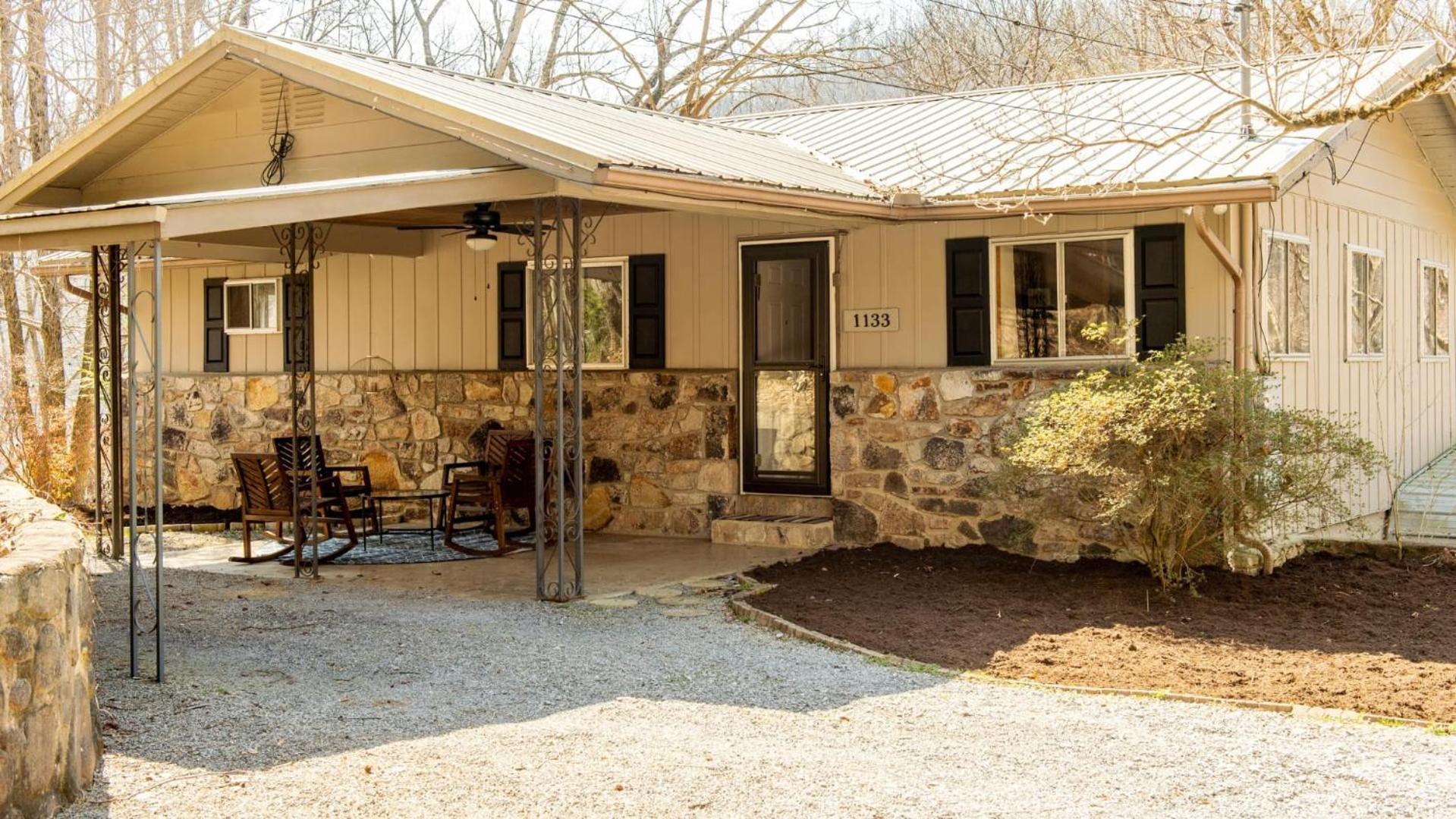Little Smoky Retreat , 3 Bedroom , Close To Downtown Gatlinburg And Pigeon Forge 外观 照片